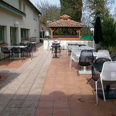 Argus Hotel
